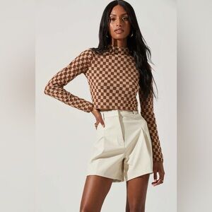 Astr Checkered Long Sleeve Top in Brown